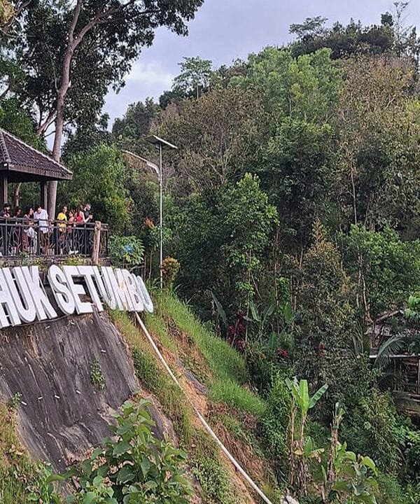 Setumbu Sunrise Borobudur Prambanan