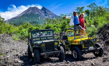 Merapi Sunrise Borobudur Tour