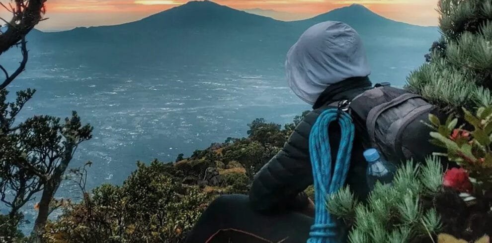 Mount Sumbing Day Hike Tour